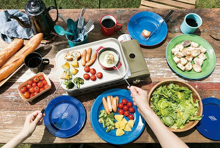 ロゴス LOGOS × SENGOKU ALADDIN ポータブル ガス ホットプレート プチパン-BC  81060015  アラジン コラボ 限定 グリーン 卓上 コンパクト BBQ グリル<br> ラッピング不可