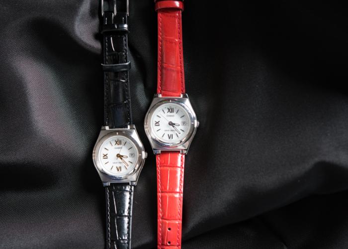 CASIO wave ceptor  LWQ-10LJ-4A2JF＆DQD-805J-8JF レディース レッド  置き時計セット