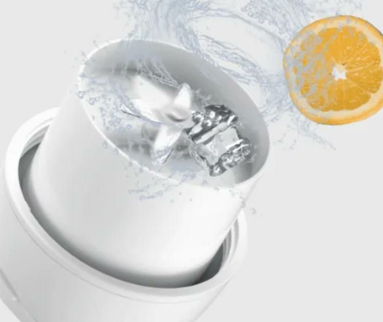 ボトルブレンダー ミキサープラス ホワイト 氷も砕ける 充電式 ミキサー ZD14A55MXRV3-WT ゼロデザイン