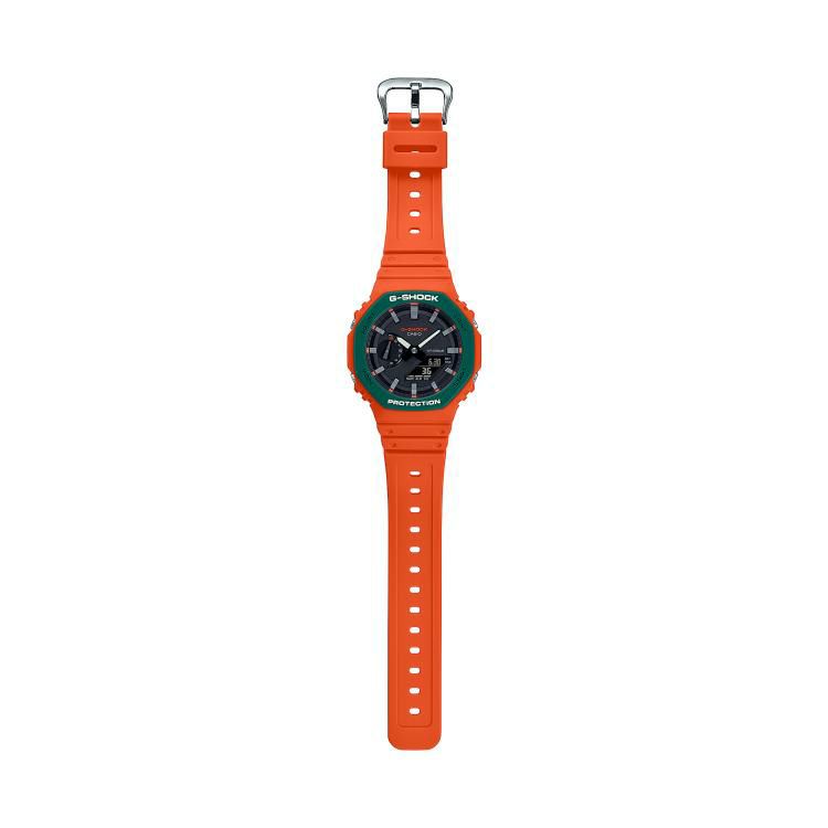 カシオ CASIO  GA-2110SC-4AJFメンズ SKATER FLAVOR WEB限定 クオーツ  木製時計スタンド付