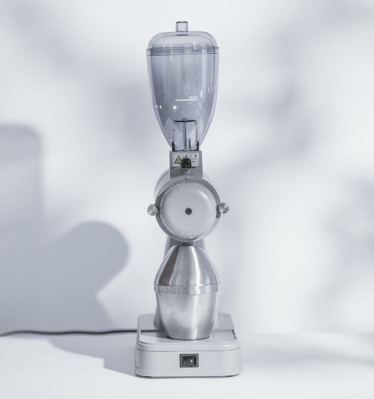 北海道限定カラー カリタ コーヒーミル 電動 NEXT G GRAY グレー 限定カラー 電動コーヒーミル グラインダー kalita 珈琲 ミル 家庭用 ラッピング不可