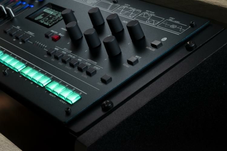 KORG コンタクトマイク  CM-400 BK/WH   ラッピング不可