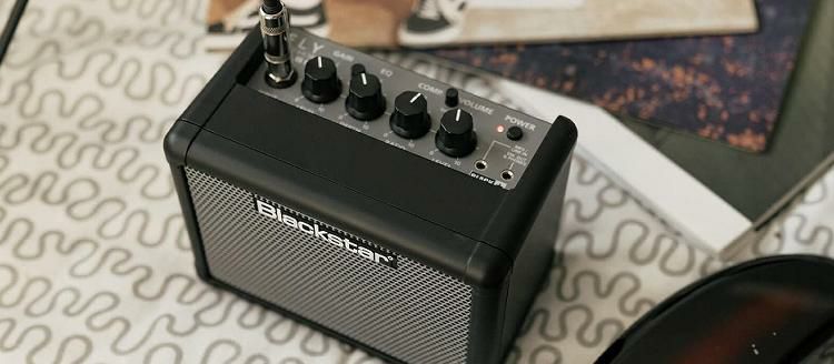 Blackstar ブラックスター コンパクト ベースアンプ FLY3 BASS   ラッピング不可