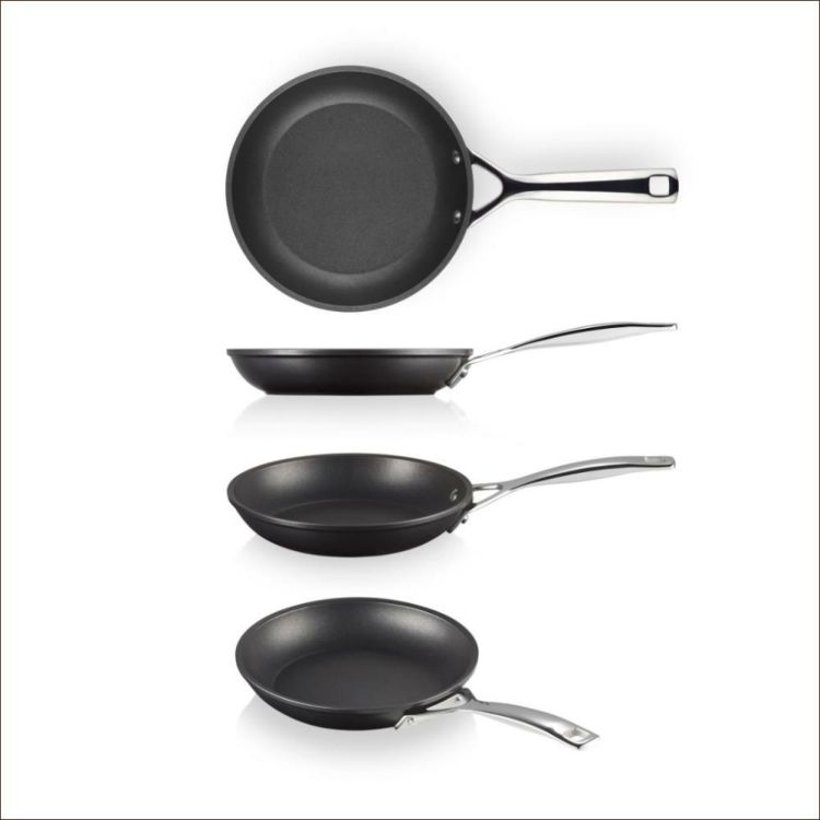 ル・クルーゼ TNS NEW シャロー・フライパン 20cm NC ルクルーゼ lecreuset フライパン ノンスティック加工 直火 IH オーブン対応 食洗機対応