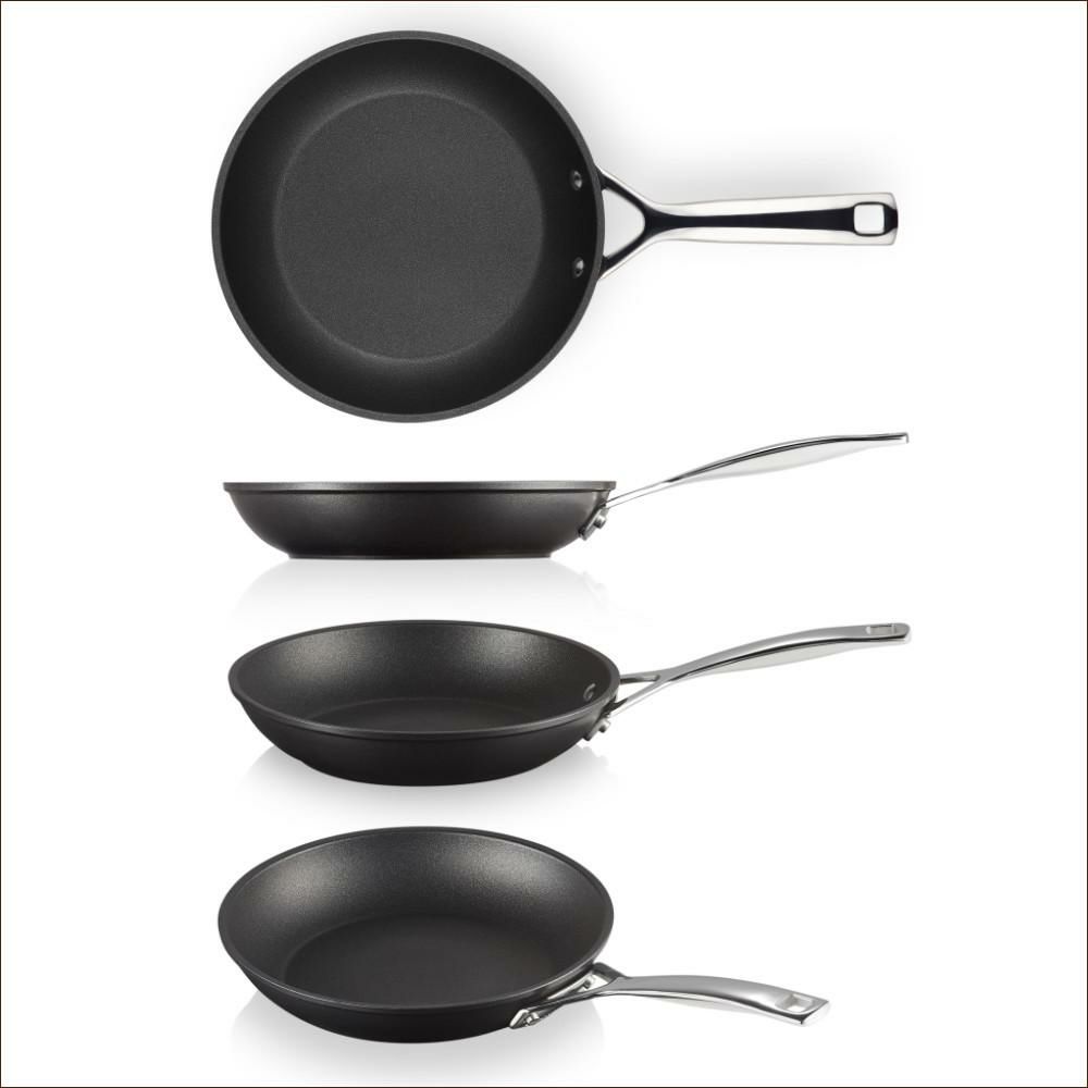 ル・クルーゼ TNS NEW シャロー・フライパン 22cm NC ルクルーゼ lecreuset フライパン ノンスティック加工 直火 IH オーブン対応 食洗機対応