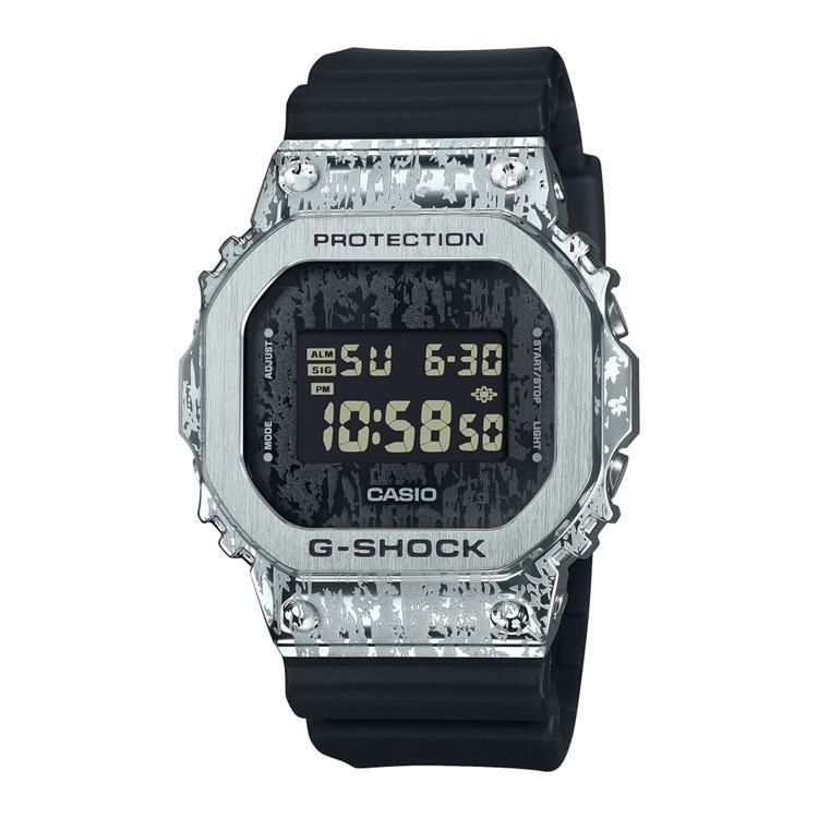 カシオ ジーショック 腕時計 クオーツ GRUNGE CAMOUFLAGE ネット限定 メンズ 国内正規品 GM-5600GC-1JF 木製時計スタンド付